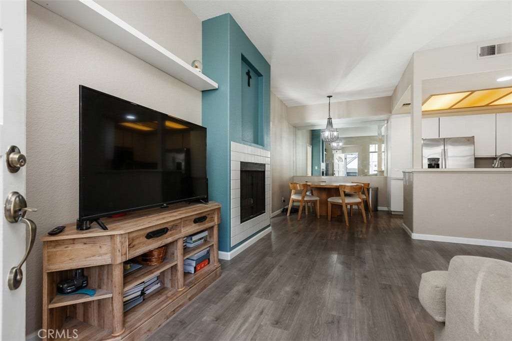 109 Cinnamon Teal, Aliso Viejo, CA 92656 109 Cinnamon Teal, Aliso Viejo, CA 92656