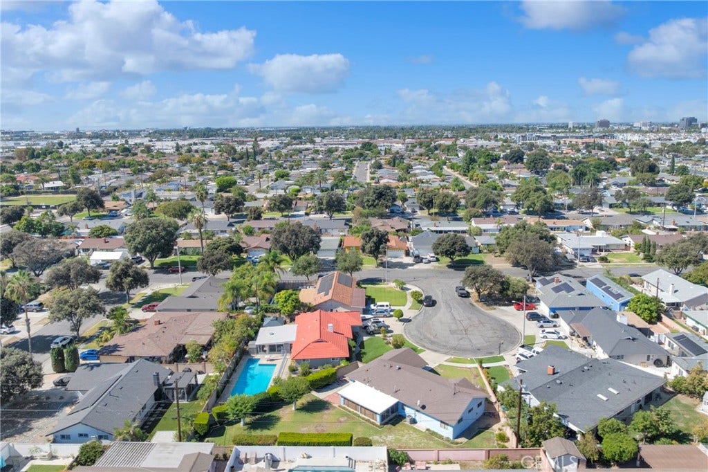 1622 E Morava, Anaheim, CA 92805 1622 E Morava, Anaheim, CA 92805