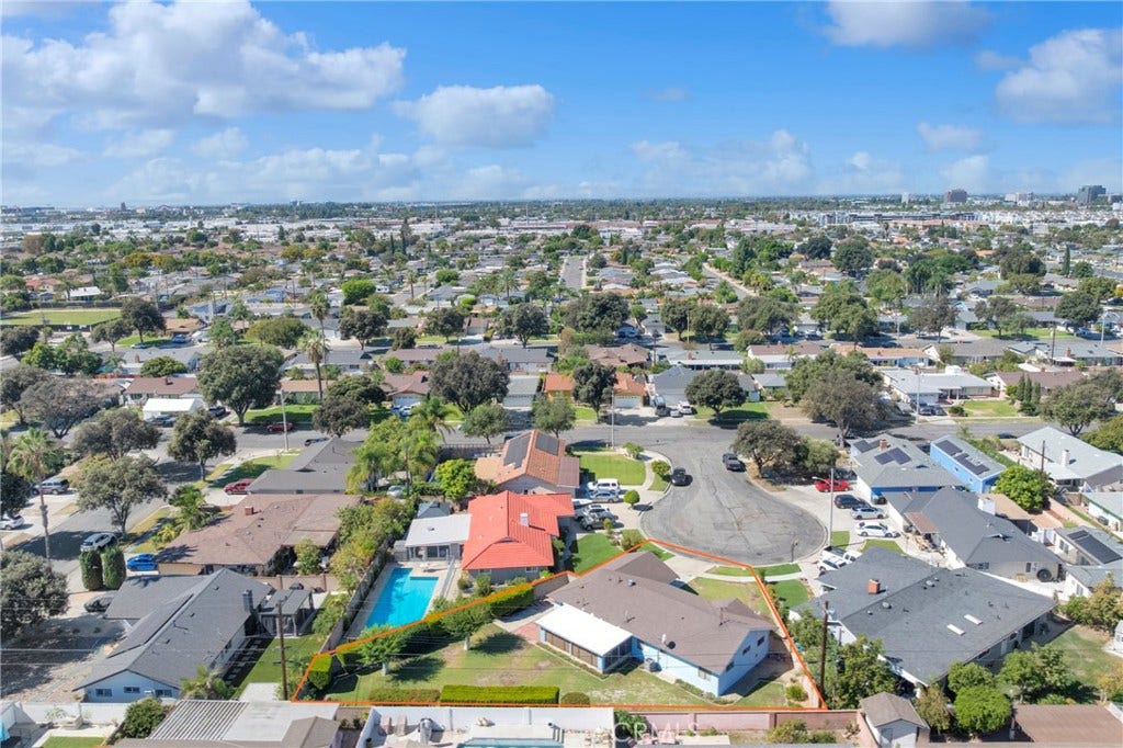 1622 E Morava, Anaheim, CA 92805 1622 E Morava, Anaheim, CA 92805