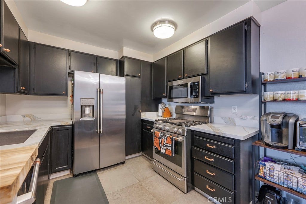Trophy of the Neighborhood, 2 Brm, 2 Bth, 2 Car Garage, Gated Community