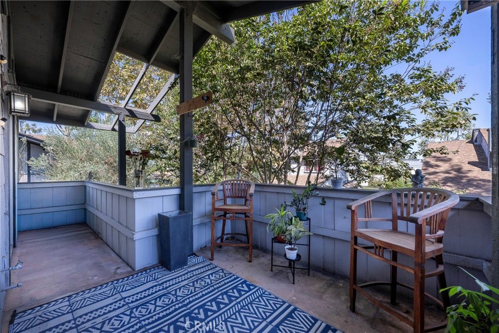 Trophy of the Neighborhood, 2 Brm, 2 Bth, 2 Car Garage, Gated Community