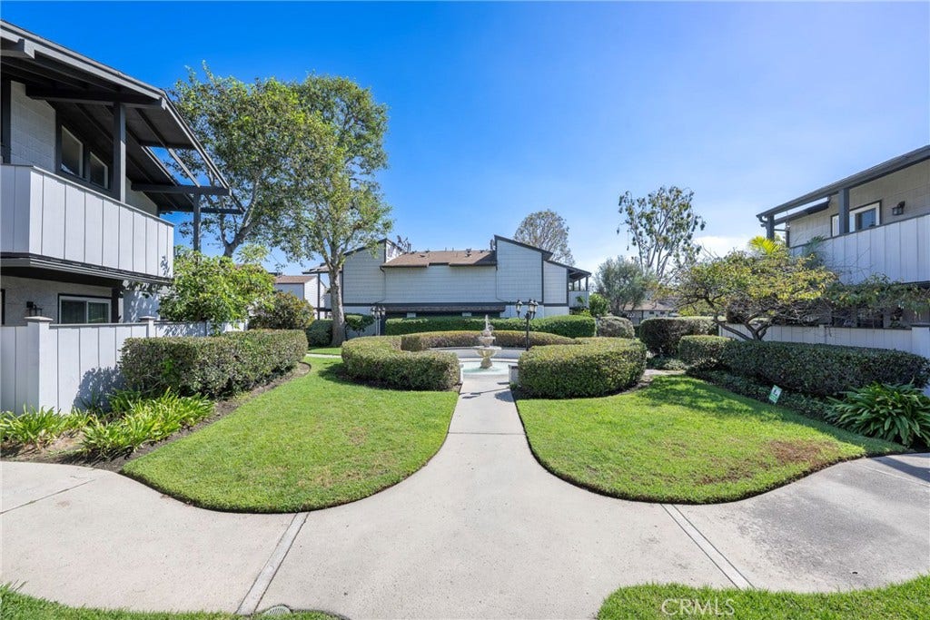 Trophy of the Neighborhood, 2 Brm, 2 Bth, 2 Car Garage, Gated Community