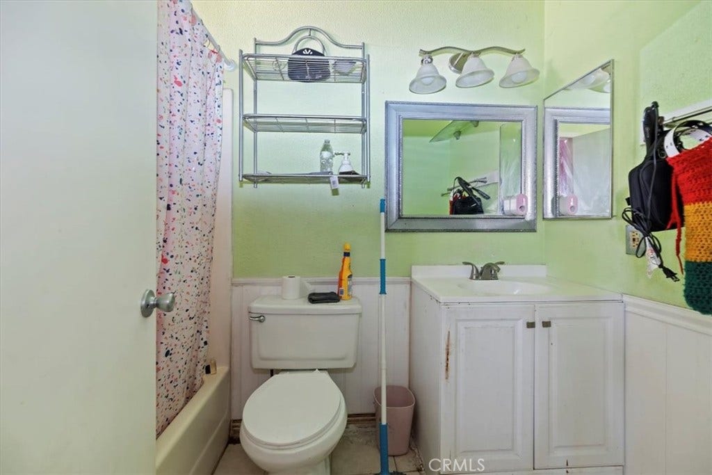 435 Leverett, La Puente, CA 91744 435 Leverett, La Puente, CA 91744