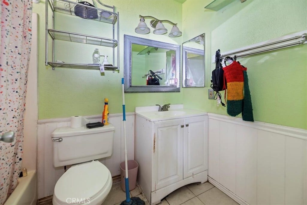 435 Leverett, La Puente, CA 91744 435 Leverett, La Puente, CA 91744