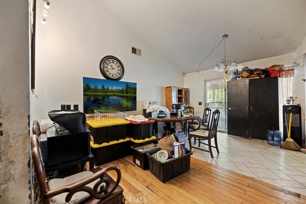 435 Leverett, La Puente, CA 91744 435 Leverett, La Puente, CA 91744