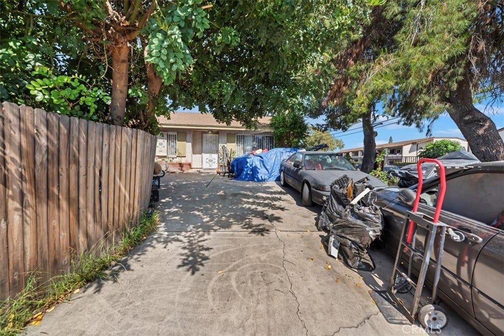 435 Leverett, La Puente, CA 91744 435 Leverett, La Puente, CA 91744