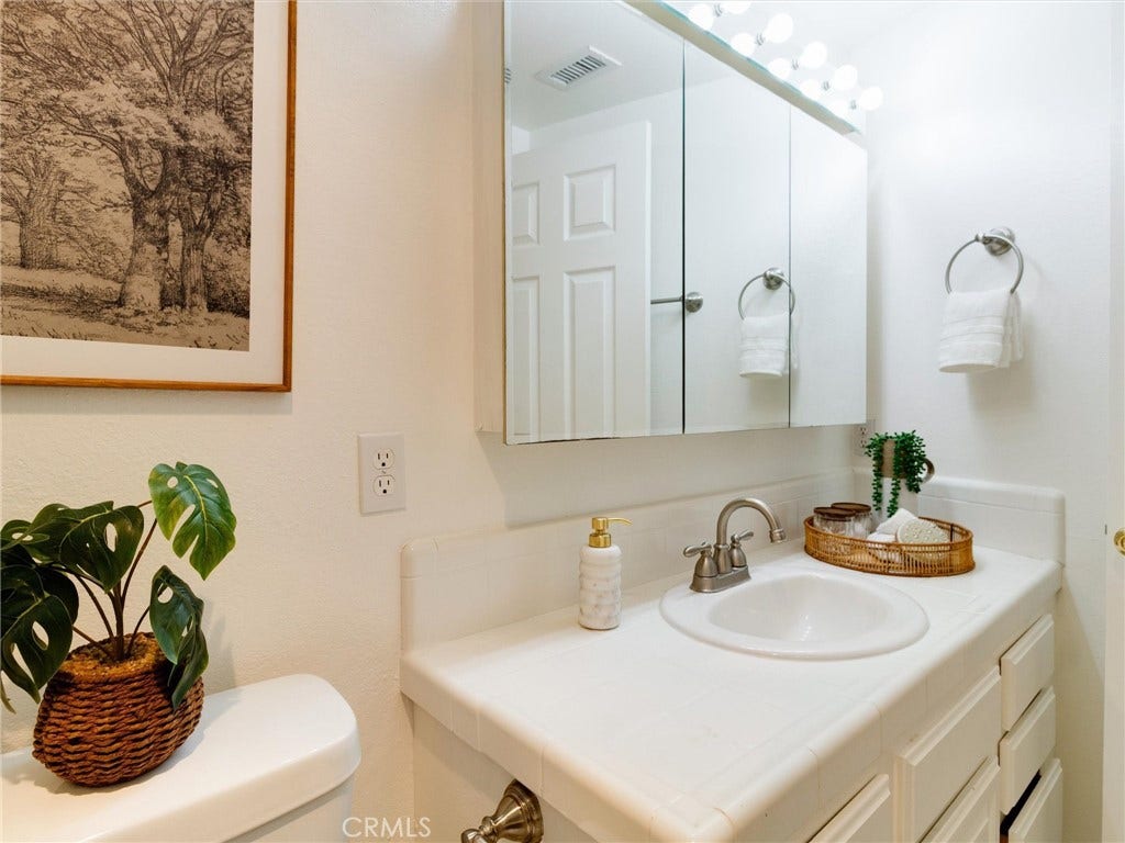 2606 Sherwood Drive, Fullerton, CA 92831 2606 Sherwood Drive, Fullerton, CA 92831