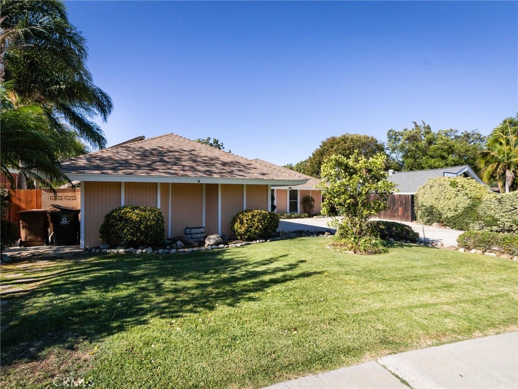 2606 Sherwood Drive, Fullerton, CA 92831 2606 Sherwood Drive, Fullerton, CA 92831
