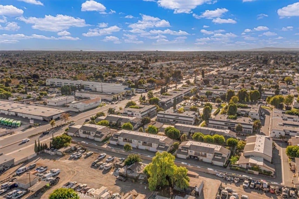 13951 Nadia Way, #5, Garden Grove, CA 92843 13951 Nadia Way, #5, Garden Grove, CA 92843