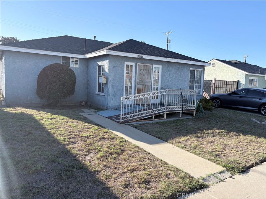 Property photo for 14119 S Zamora, Compton, CA