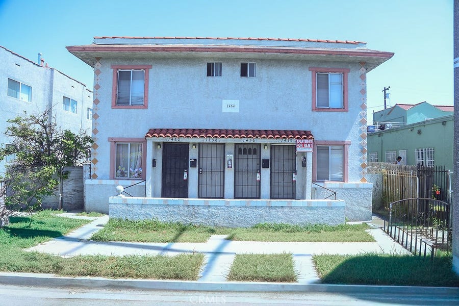Property photo for 1454 Magnolia, Long Beach, CA