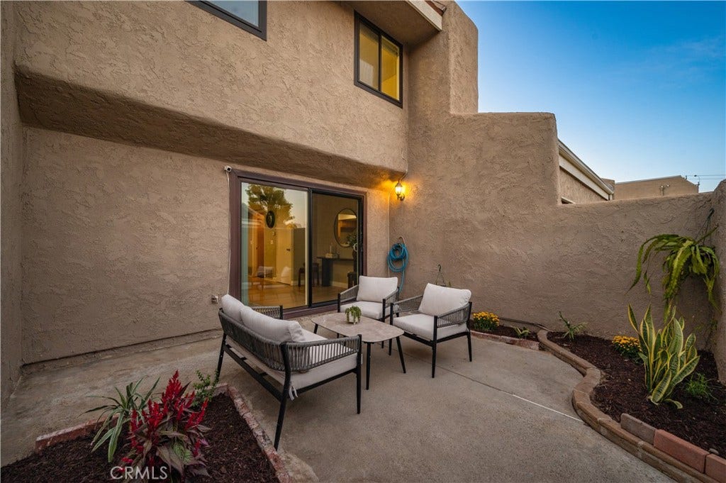 7650 College Drive, Stanton, CA 90680