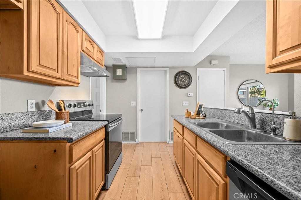 7650 College Drive, Stanton, CA 90680