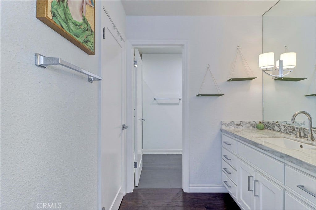 1048 Cabrillo Park Drive, #A, Santa Ana, CA 92701