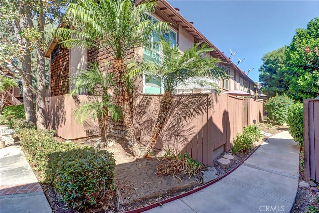 1048 Cabrillo Park Drive, #A, Santa Ana, CA 92701