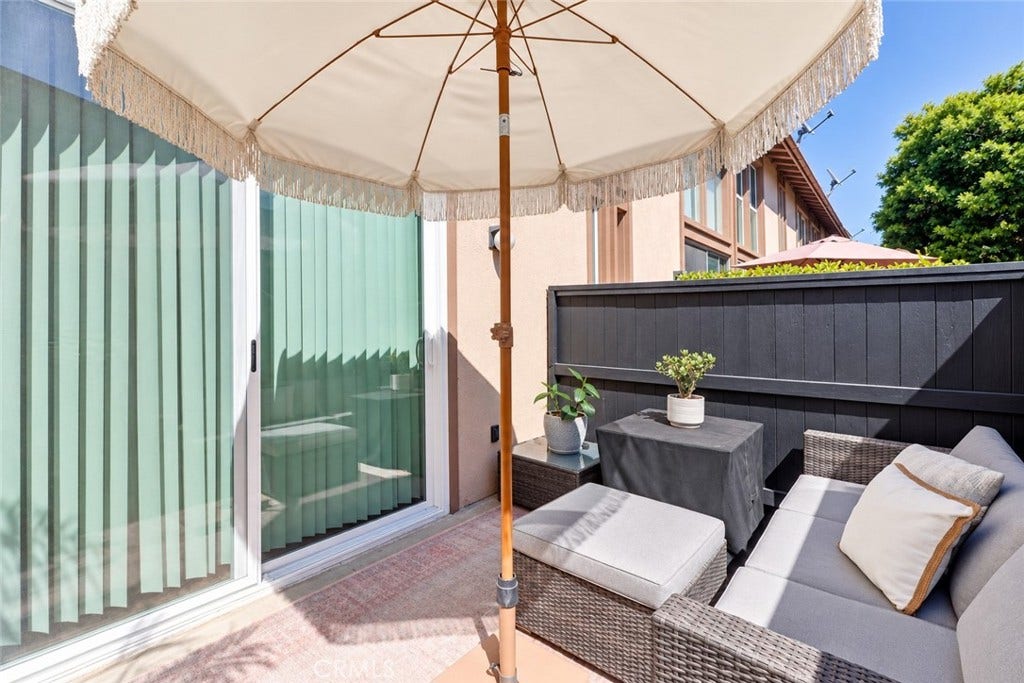 1048 Cabrillo Park Drive, #A, Santa Ana, CA 92701