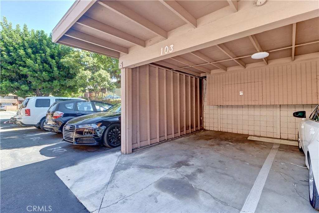 1048 Cabrillo Park Drive, #A, Santa Ana, CA 92701
