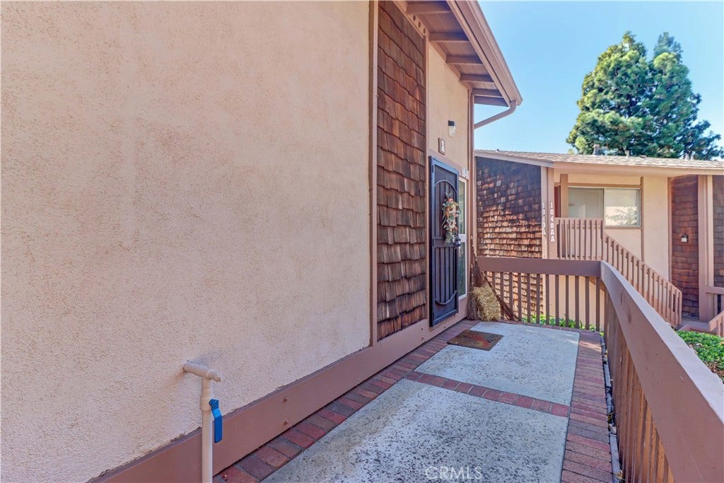 1048 Cabrillo Park Drive, #A, Santa Ana, CA 92701