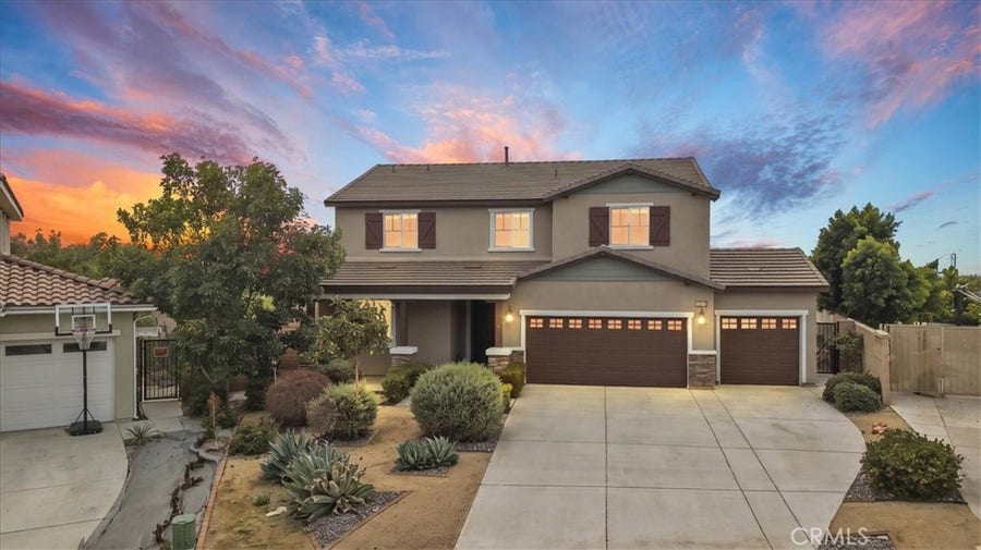 Property photo for 15197 Planger Lane, Fontana, CA