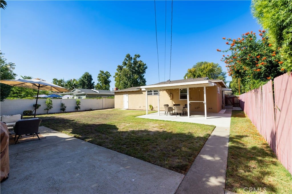 415 S Devon, Orange, CA 92868 Backyard
