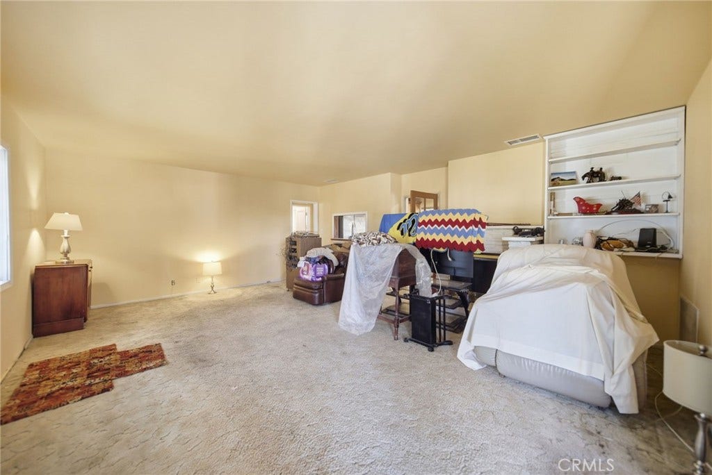 13500 Pierce, Pacoima, CA 91331