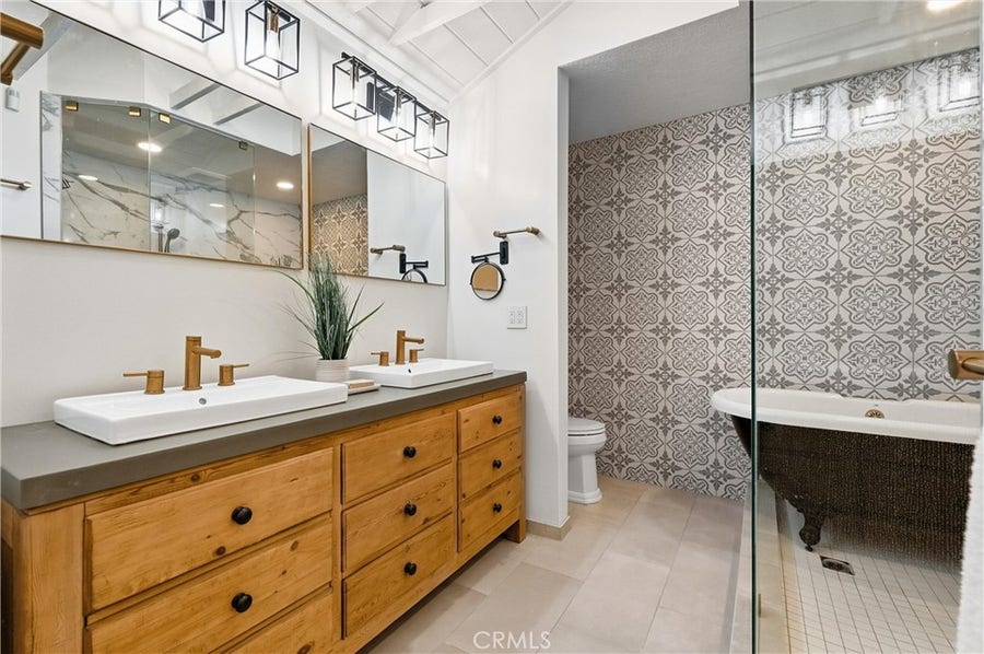 Property photo for 17515 Via Lindo, Tustin, CA