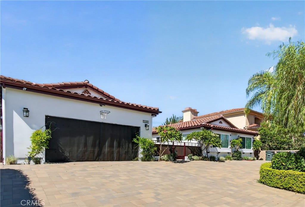5451 Lockhaven Drive, Buena Park, CA 90621 2 car garage