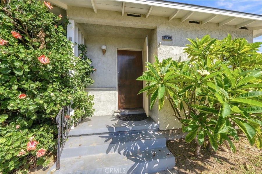 Property photo for 1219 E 57th, Long Beach, CA
