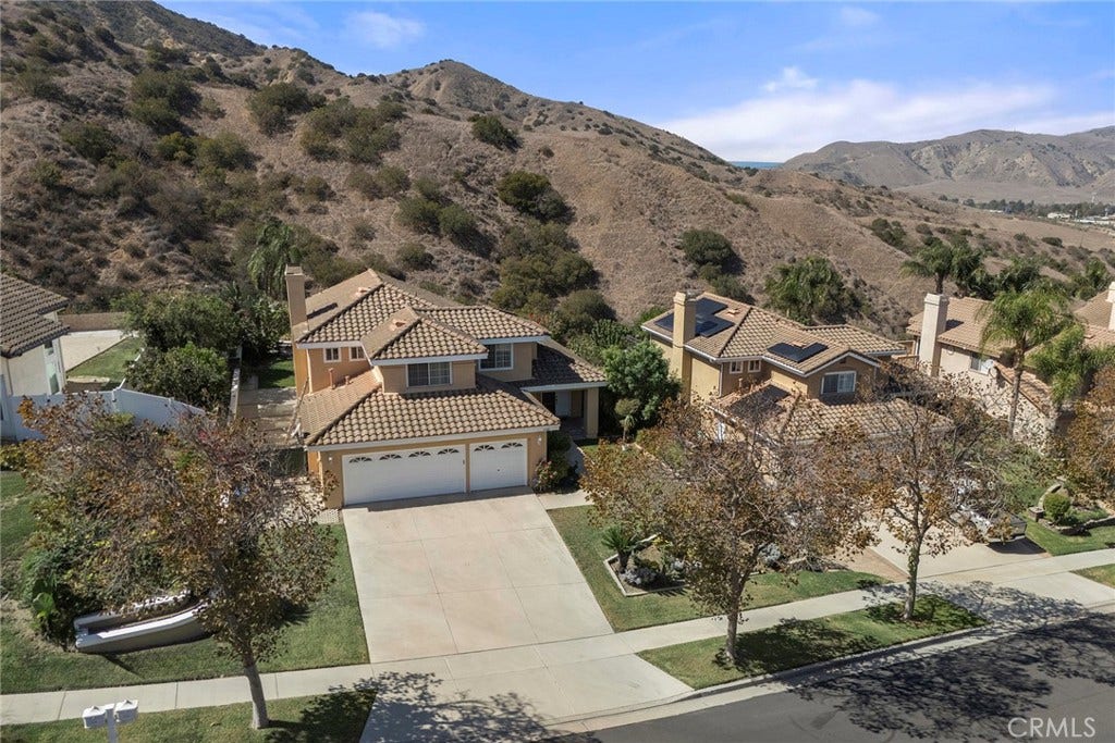 1500 San Ponte, Corona, CA 92882 1500 San Ponte, Corona, CA 92882