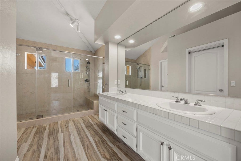 1500 San Ponte, Corona, CA 92882 1500 San Ponte, Corona, CA 92882