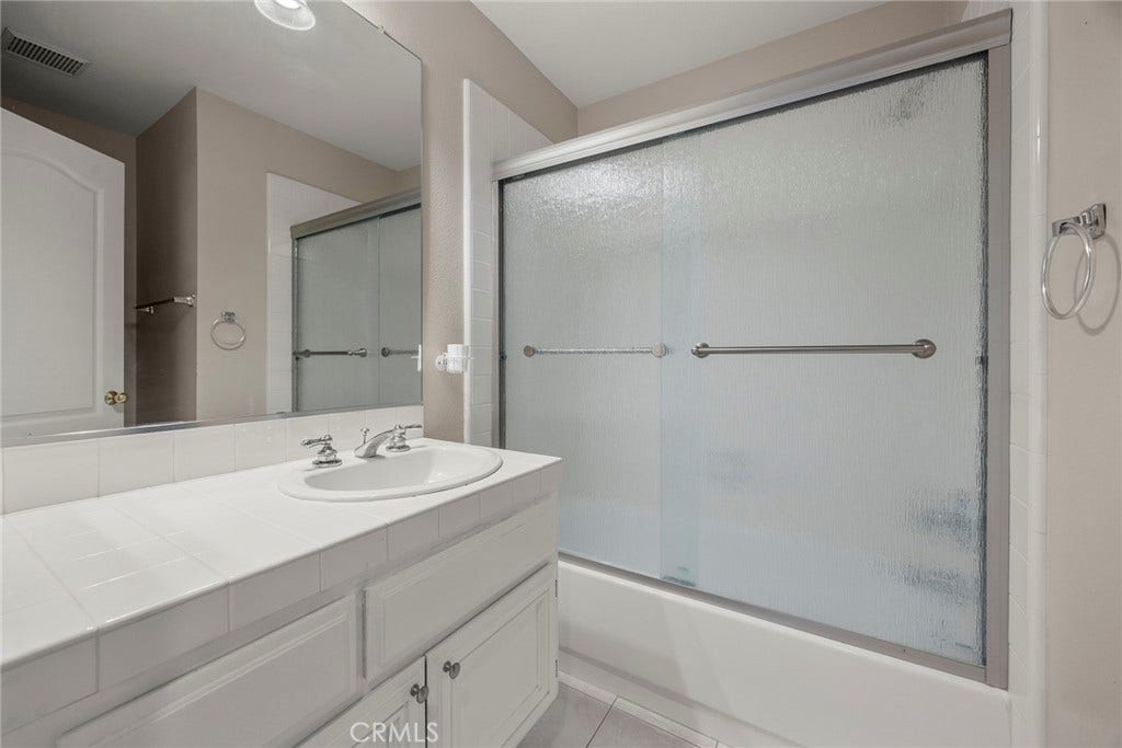 1500 San Ponte, Corona, CA 92882 1500 San Ponte, Corona, CA 92882