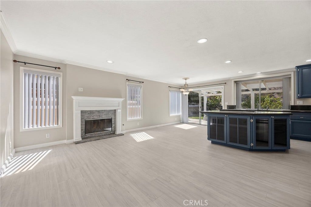 1500 San Ponte, Corona, CA 92882 1500 San Ponte, Corona, CA 92882