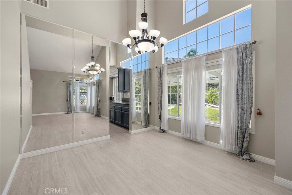 1500 San Ponte, Corona, CA 92882 1500 San Ponte, Corona, CA 92882