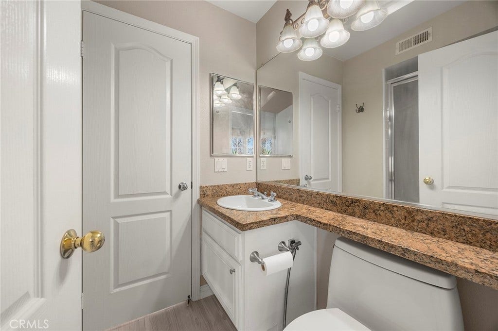 1500 San Ponte, Corona, CA 92882 1500 San Ponte, Corona, CA 92882