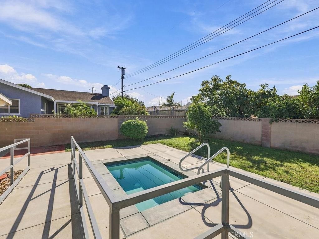 5536 Panama Drive, Buena Park, CA 90620 5536 Panama Drive, Buena Park, CA 90620