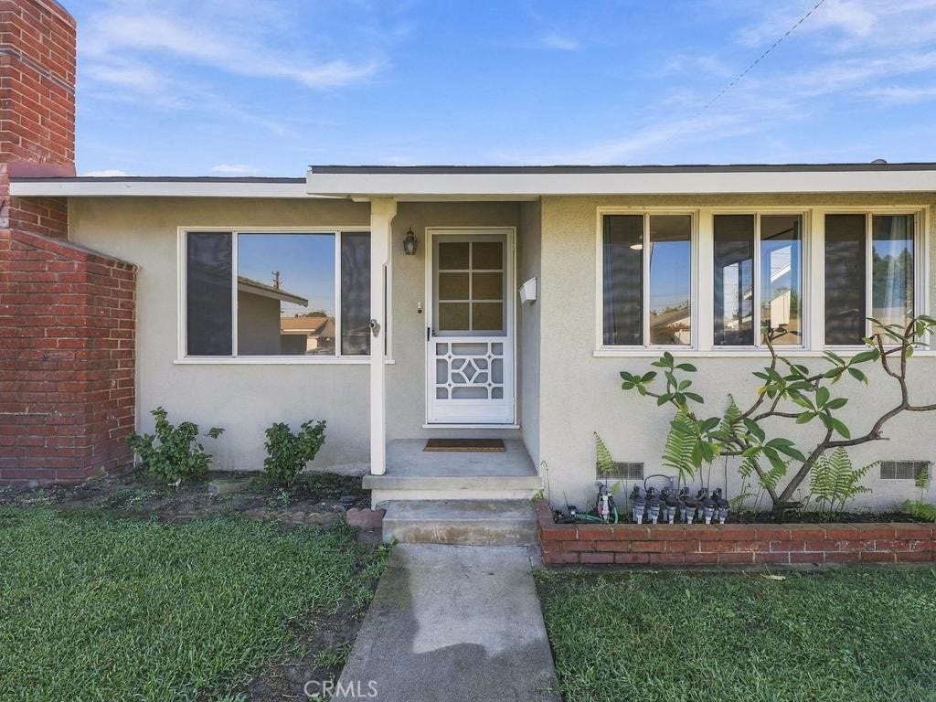 5536 Panama Drive, Buena Park, CA 90620 5536 Panama Drive, Buena Park, CA 90620