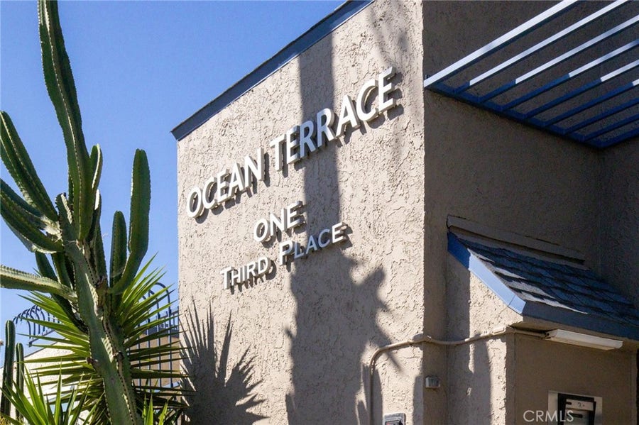 Property photo for 1 3rd Place, #2, Long Beach, CA