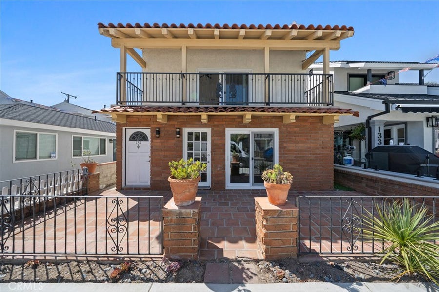Property photo for 131 Opal Ave, Newport Beach, CA