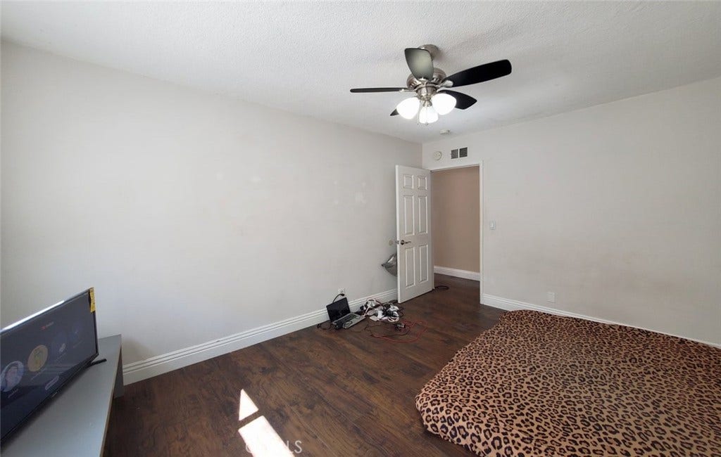 14900 Burin Avenue, Lawndale, CA 90260 14900 Burin Avenue, Lawndale, CA 90260