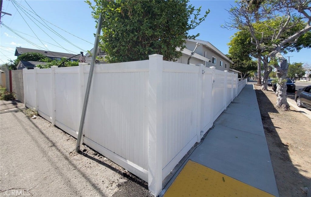 14900 Burin Avenue, Lawndale, CA 90260 14900 Burin Avenue, Lawndale, CA 90260