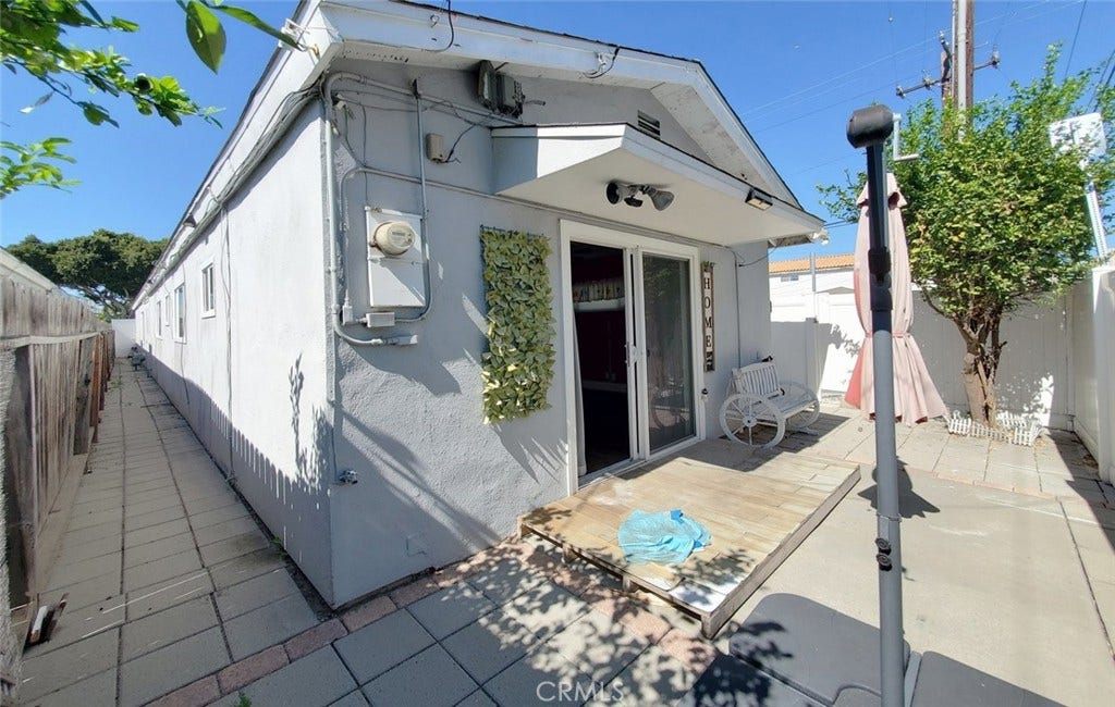 14900 Burin Avenue, Lawndale, CA 90260 14900 Burin Avenue, Lawndale, CA 90260