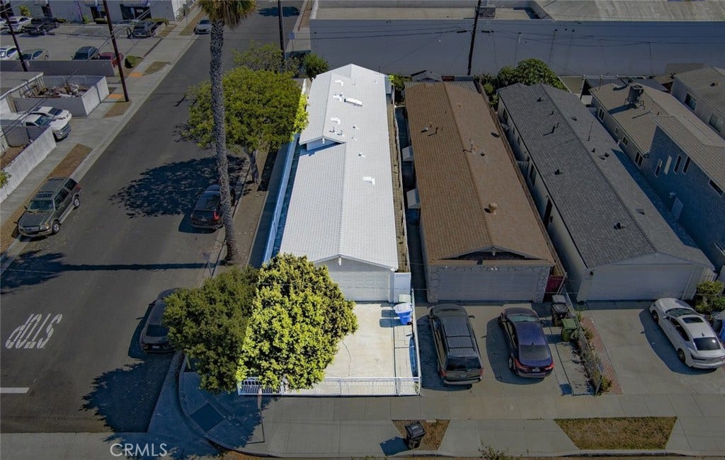 14900 Burin Avenue, Lawndale, CA 90260 14900 Burin Avenue, Lawndale, CA 90260