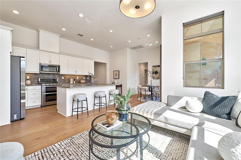 112 Parkwood, Irvine, CA 92620 112 Parkwood, Irvine, CA 92620