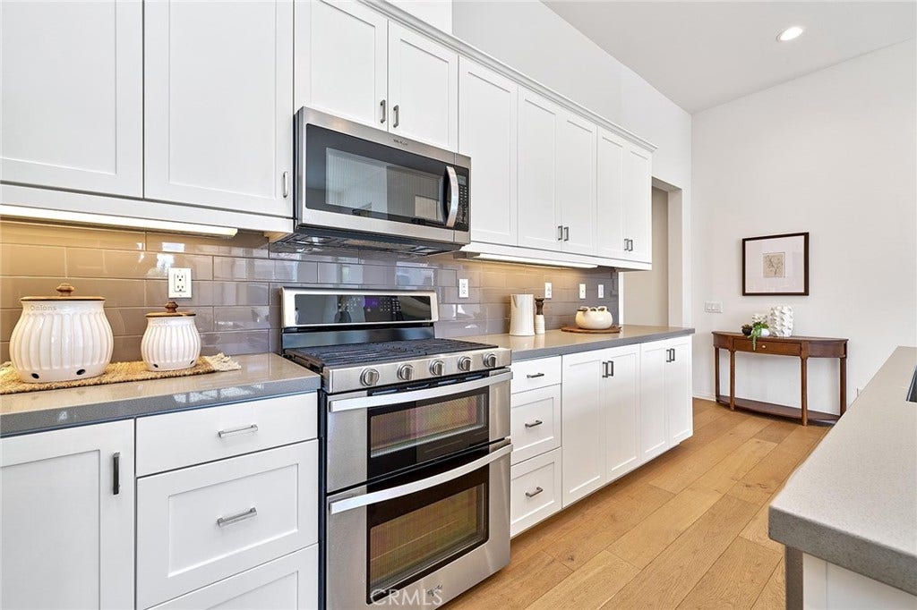 112 Parkwood, Irvine, CA 92620 112 Parkwood, Irvine, CA 92620