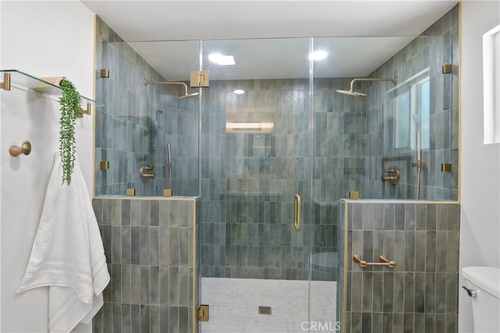 22910 Cabrillo Avenue, Torrance, CA 90501 Primary Bathroom