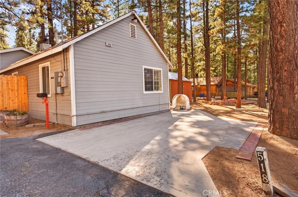 518 W Aeroplane, Big Bear City, CA 92314 518 W Aeroplane, Big Bear City, CA 92314