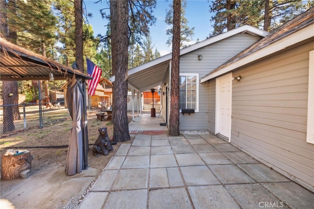 518 W Aeroplane, Big Bear City, CA 92314 518 W Aeroplane, Big Bear City, CA 92314