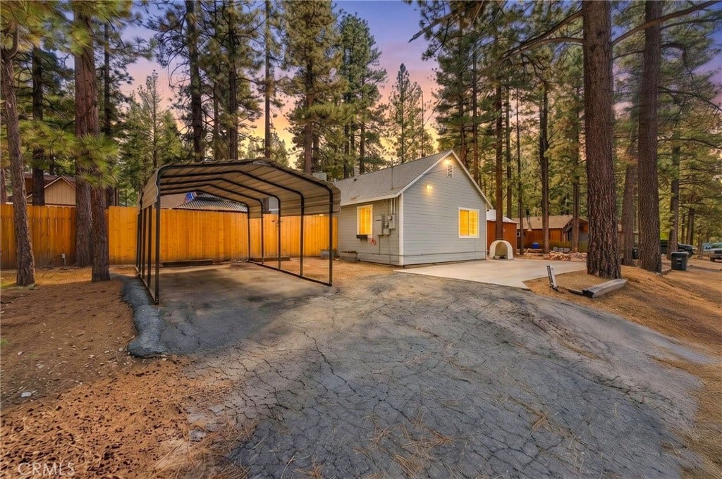 518 W Aeroplane, Big Bear City, CA 92314 518 W Aeroplane, Big Bear City, CA 92314