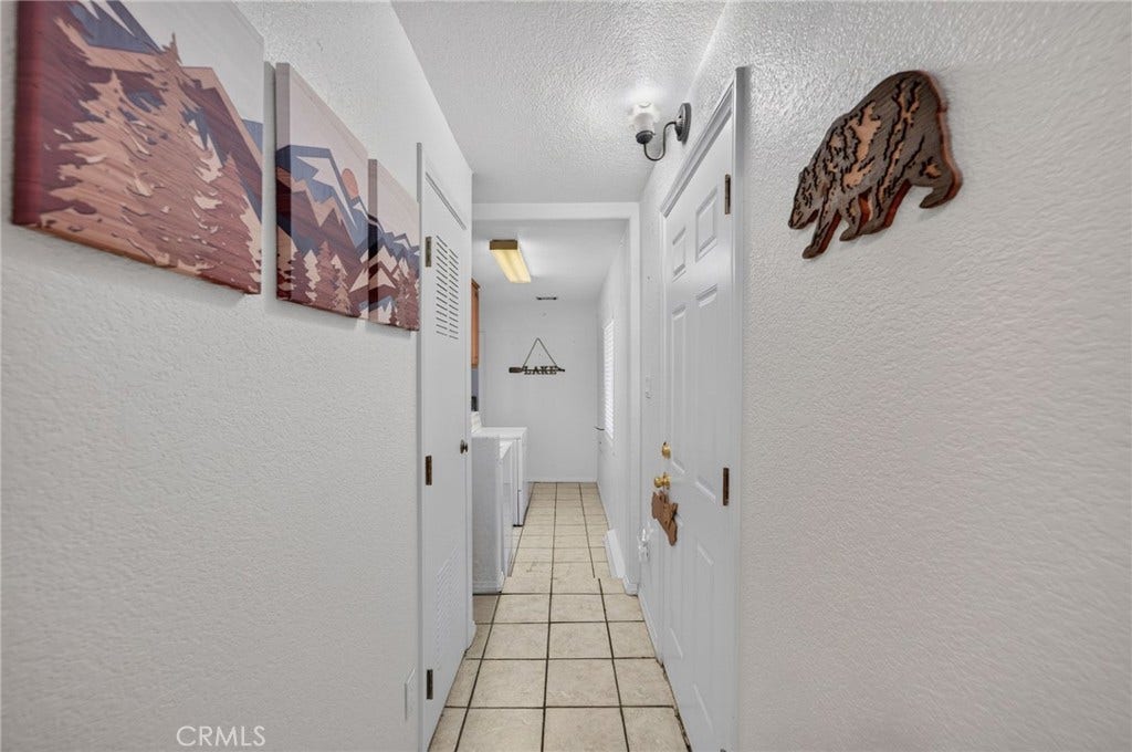 518 W Aeroplane, Big Bear City, CA 92314 518 W Aeroplane, Big Bear City, CA 92314