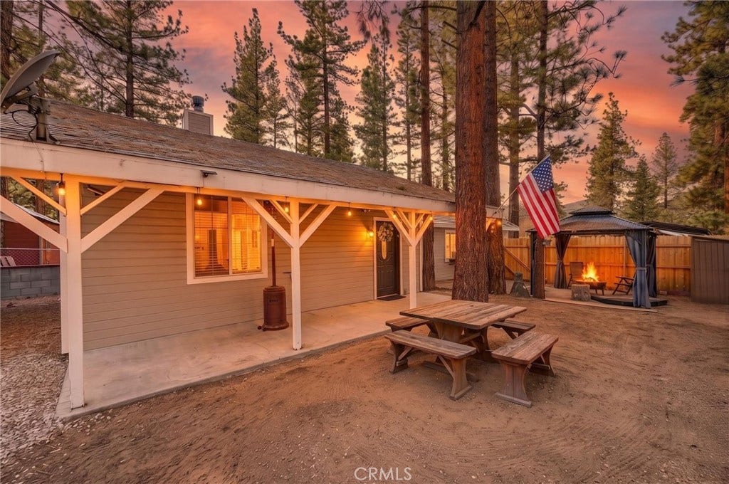 518 W Aeroplane, Big Bear City, CA 92314 518 W Aeroplane, Big Bear City, CA 92314